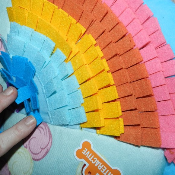 Posh Paws Snuffle Mat Cat Dog Pet Sensory Bed Round NWT/NEW! - Picture 6 of 12